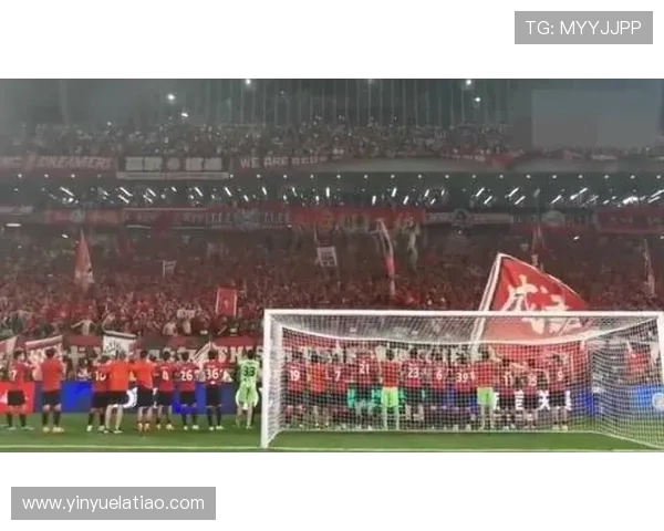 成都足球队战术变革引发热议球迷期待新赛季精彩表现